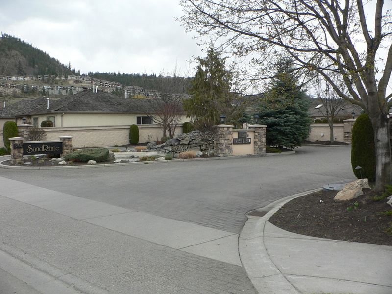 Sandpointe Housing Complex Kelco Drywall Ltd.